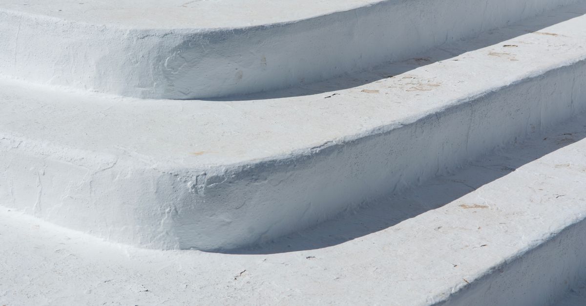 Assessing the Effects of Aggregate Moisture Content on Concrete Cure